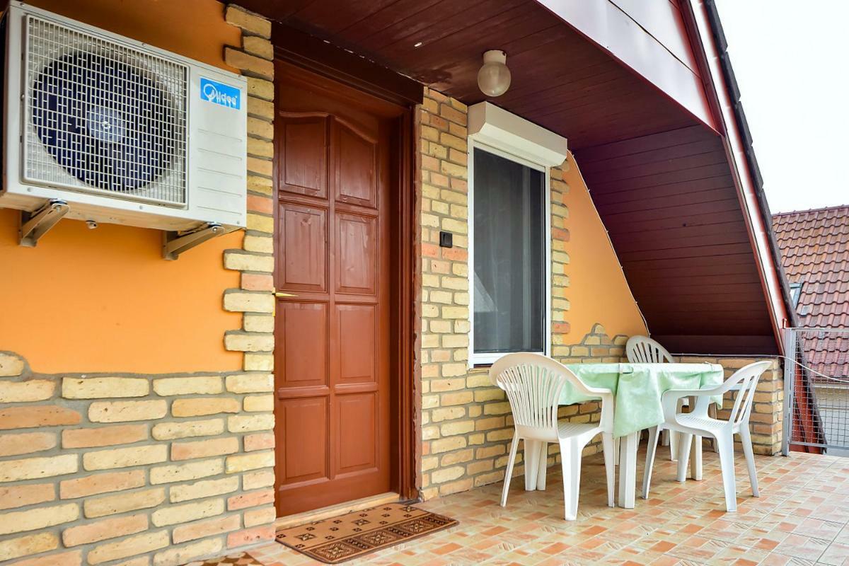 Pipacsos Vendégházak Kiskunmajsa Extérieur photo